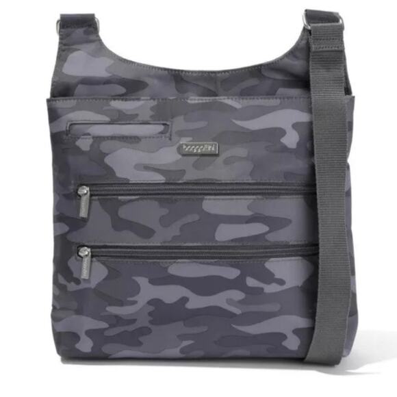 Baggallini Bucket Bagg - Crossbody - Gray Camo Size Medium - Picture 7 of 8
